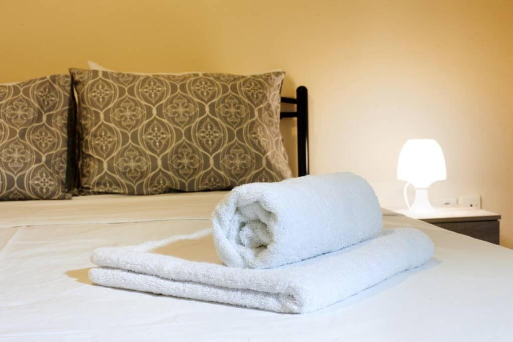 Three Bedrooms Apartment At The Center Of أثينا المظهر الخارجي الصورة