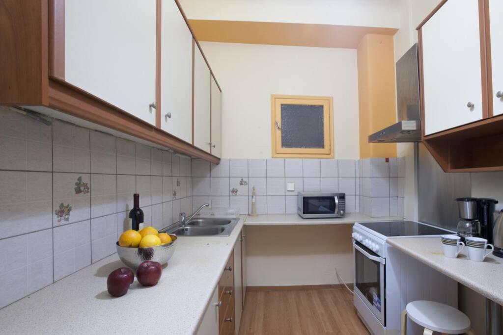 Three Bedrooms Apartment At The Center Of أثينا المظهر الخارجي الصورة