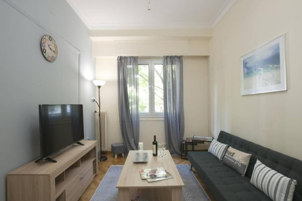 Three Bedrooms Apartment At The Center Of أثينا المظهر الخارجي الصورة