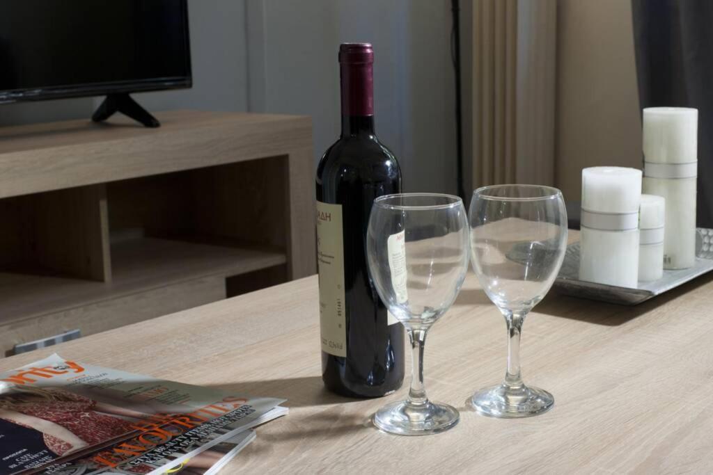 Three Bedrooms Apartment At The Center Of أثينا المظهر الخارجي الصورة